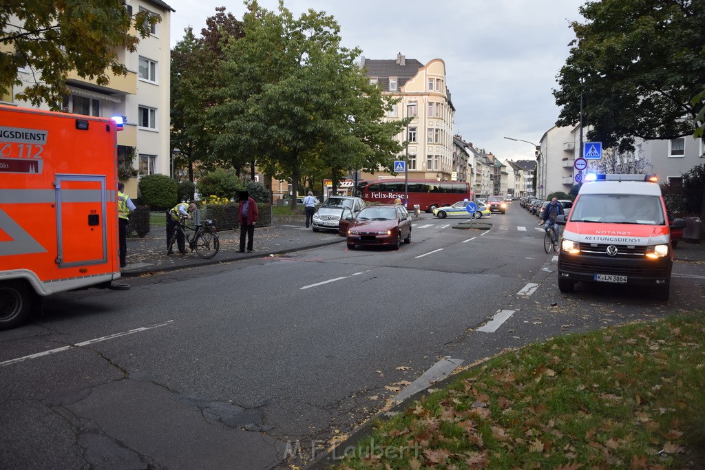 VU Rad Pkw Koeln Buchheim Herlerstr P01.JPG - Miklos Laubert